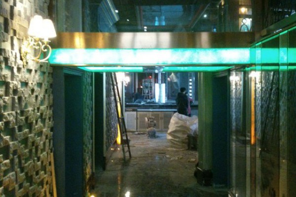 探秘山城按摩店，这些按摩妹子美得惊人！