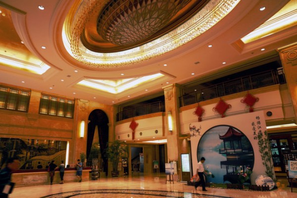 重庆外墙桑拿板价格全览，品质生活从选材开始