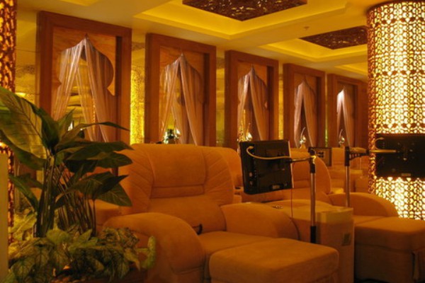 重庆老式足浴按摩：传承古法，舒筋活络养生之旅